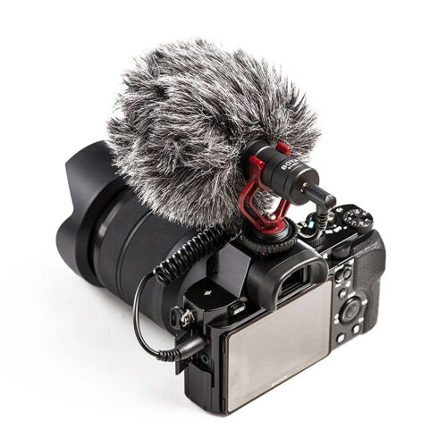 Кардиодный микрофон BOYA BY-MM1 для видеокамер с ветрозащитой и держателем (4059-11832) фото в интернет магазине WiseSmart.com.ua